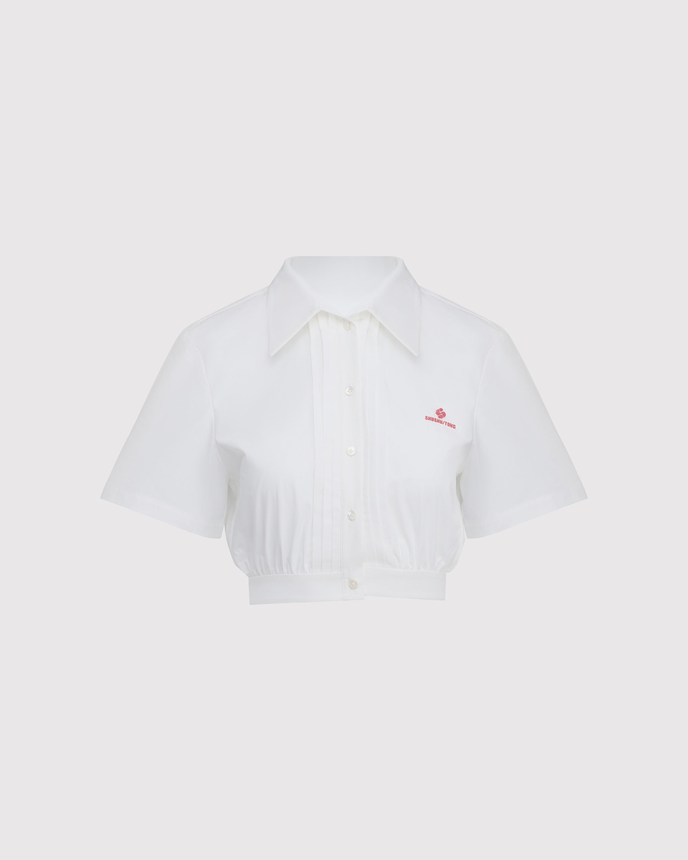 Short-sleeve blouse with tuck