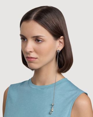 Mono earring from Hands collection
