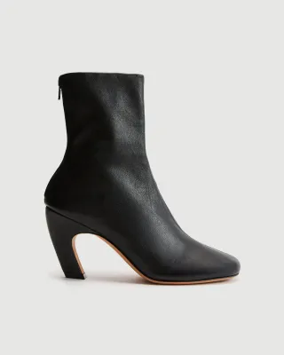 Mica Glove boots